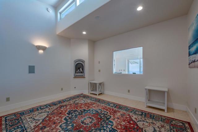745 Las Olas Drive, Aptos CA: https://media.crmls.org/mediaz/70e09b67-8d60-4f8f-99b9-b40b9e163bcd.jpg