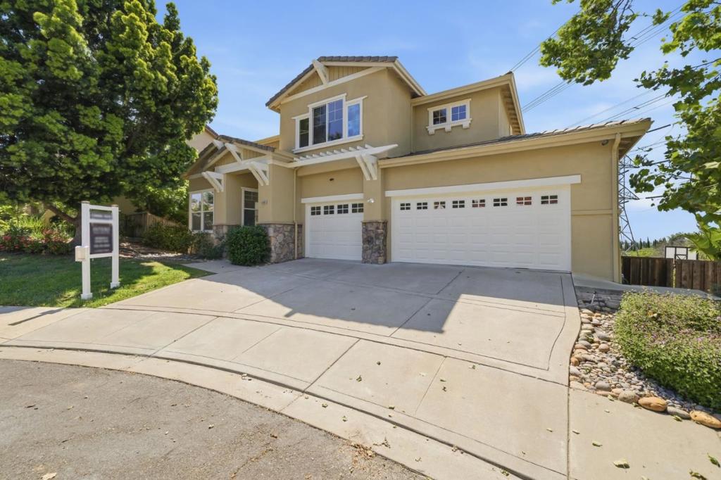 44061 Linda Vista Road