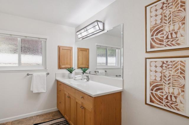 3 Sommerset Rise, Monterey CA: https://media.crmls.org/mediaz/70e113fc-84ba-4ebe-973c-2ffaec43f626.jpg