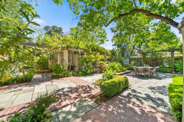 2365 Waverley Street, Palo Alto CA: https://media.crmls.org/mediaz/70e2be77-291f-43a6-88df-3c73c0044027.jpg