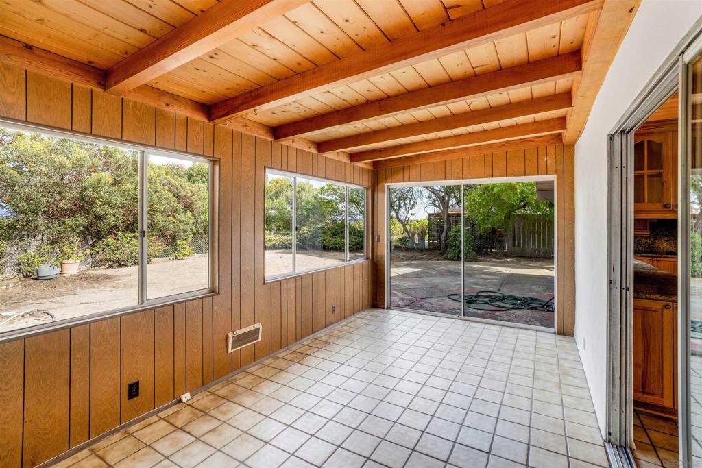 8575 La Jolla Scenic Drive - photo 10