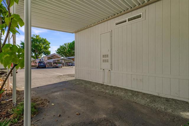 108 Cottonwood Road, Oroville CA: https://media.crmls.org/mediaz/70e35898-c543-44da-b585-341e93fe2afc.jpg