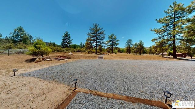 60164 Devils Ladder Road, Mountain Center CA: https://media.crmls.org/mediaz/70e36ffa-ee41-4c57-aa0e-8686091db69f.jpg