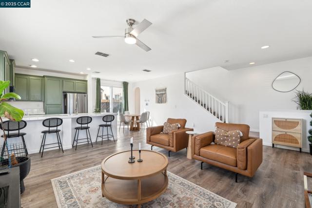 Image 1 of 16 For 2511 Aimonetti Ave