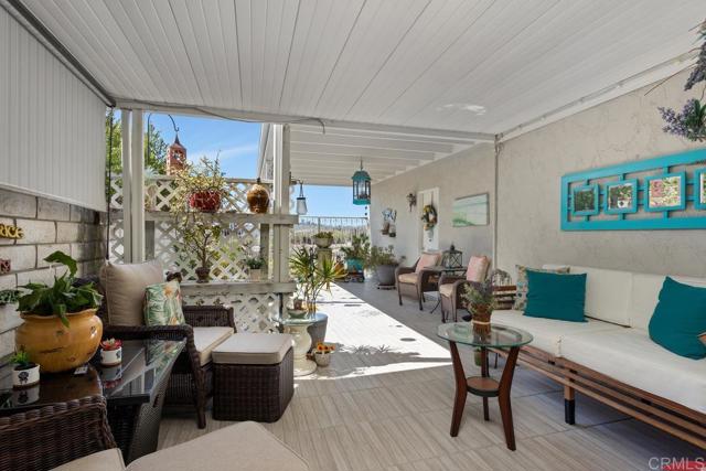 Detail Gallery Image 2 of 32 For 3552 Bartlett Ave, Oceanside,  CA 92057 - 2 Beds | 2 Baths