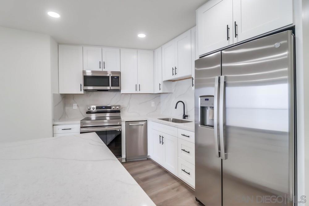 4909 Orchard Ave - photo 9