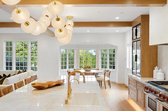 729 Chiltern Road, Hillsborough CA: https://media.crmls.org/mediaz/70e4b83a-acd7-4bc5-ab7c-8508046f3b28.jpg