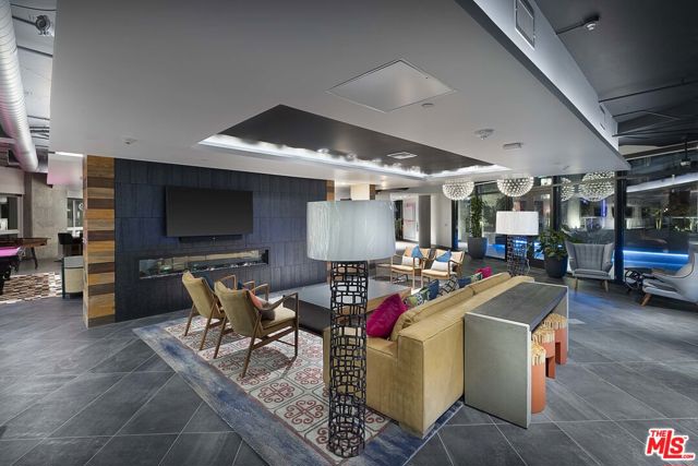 1331 N Cahuenga Boulevard, Los Angeles CA: https://media.crmls.org/mediaz/70e50cee-77f6-4b04-8afd-41dbd9191738.jpg