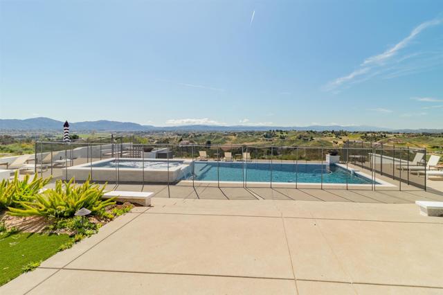 42144 Citrus Heights Road, Temecula CA: https://media.crmls.org/mediaz/70e53574-b2b9-4d97-8388-50cf10a2e2c5.jpg