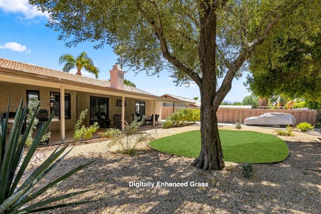 2073 Acacia Road W, Palm Springs, CA 92262