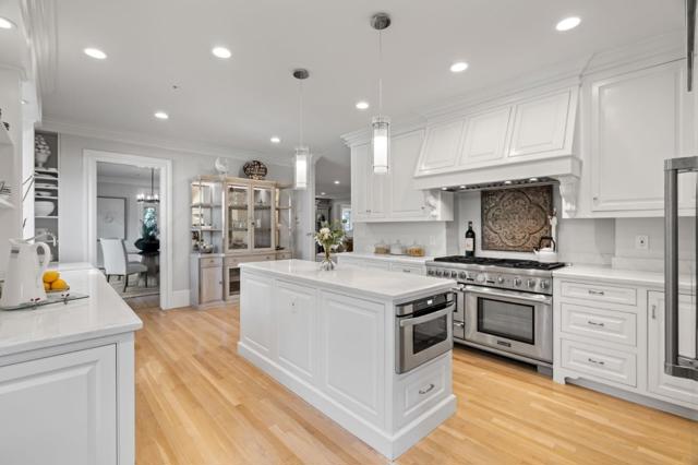 19050 Camino Barco, Saratoga CA: https://media.crmls.org/mediaz/70e6e7fc-522d-4da6-aa3e-21cedbbd958e.jpg