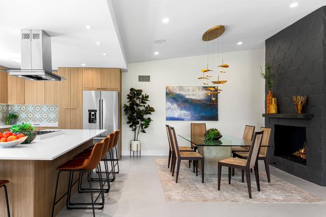 5155 E Bobolink Lane, Palm Springs CA: https://media.crmls.org/mediaz/70e6f550-9e0e-4c0a-874b-9f1d5f6df31d.jpg