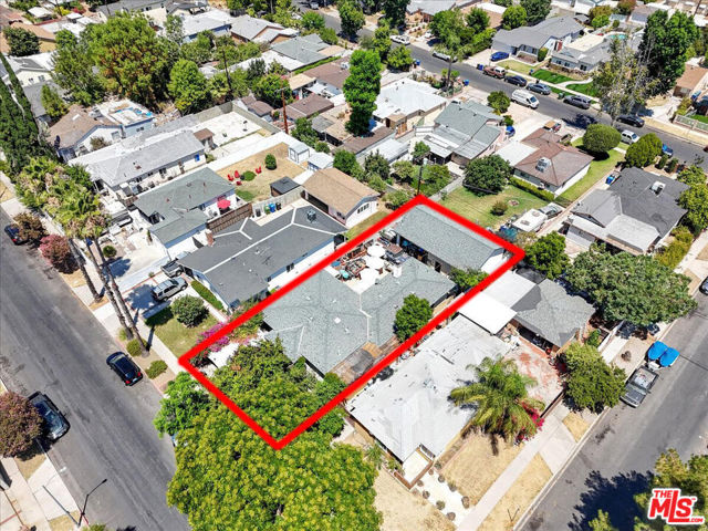 7506 Independenc Avenue, Canoga Park CA: https://media.crmls.org/mediaz/70e85829-5982-4348-8a3b-742a0b15fbfe.jpg