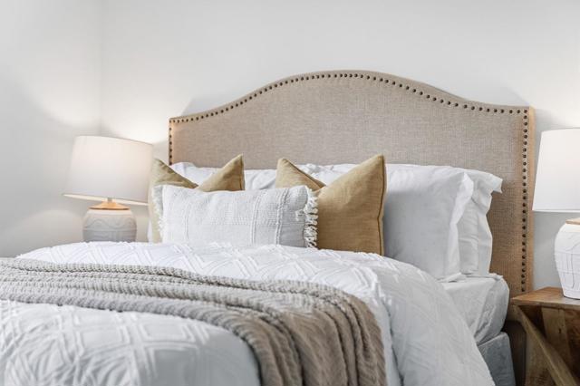 Image 30 of 65 For 3909 Middlefield Road F