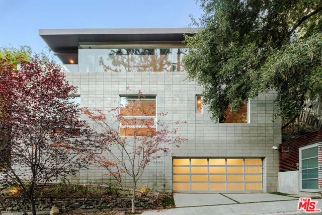 10060 Westwanda Drive photo 1