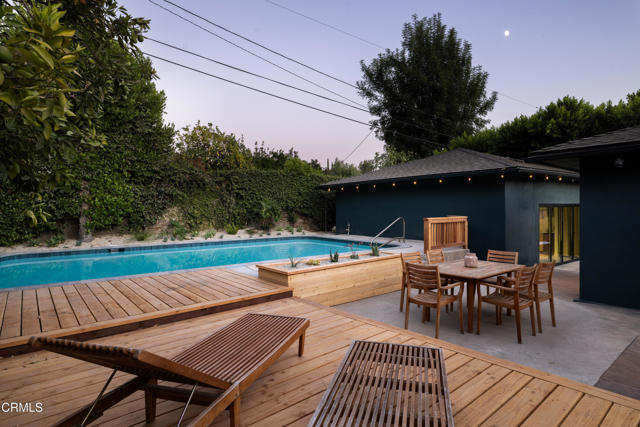 5452 Mt. Helena Avenue, Los Angeles CA: https://media.crmls.org/mediaz/70ea67c7-ab97-41ae-b389-c74417119707.jpg