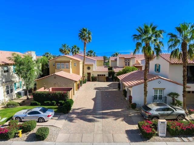 80288 Via Tesoro, La Quinta CA: https://media.crmls.org/mediaz/70eaa08b-fe43-412e-b774-739c893d28e2.jpg