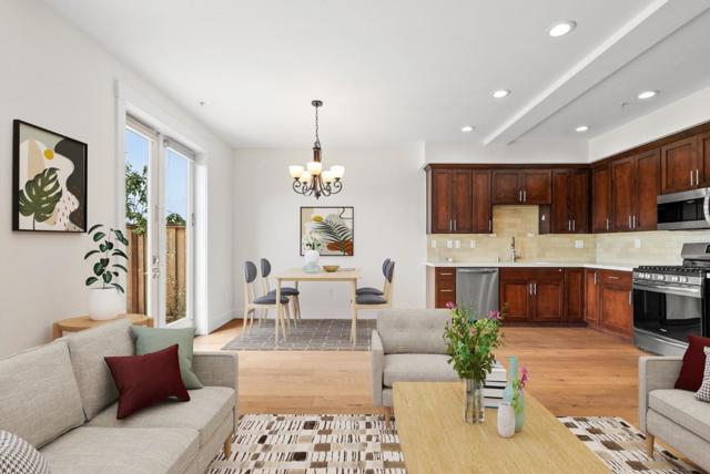 454 Granite Way, Aptos CA: https://media.crmls.org/mediaz/70eaa2f1-262a-4f72-ae25-13f747f66f3e.jpg