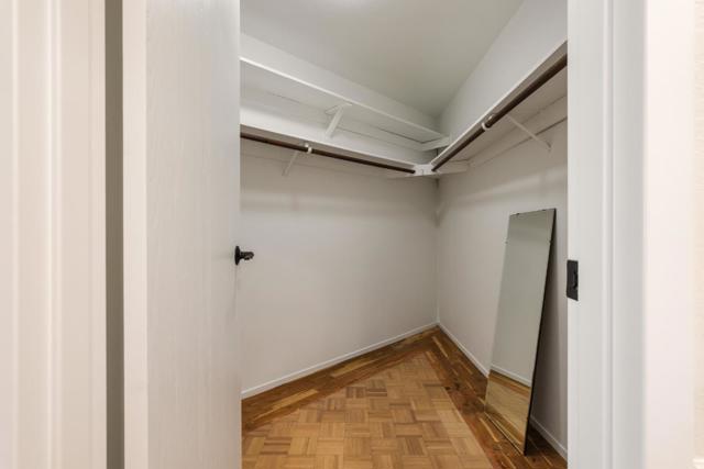 110 Park Road, Burlingame CA: https://media.crmls.org/mediaz/70eb3fcc-7fda-4bcf-9254-3b0a110b4ccf.jpg
