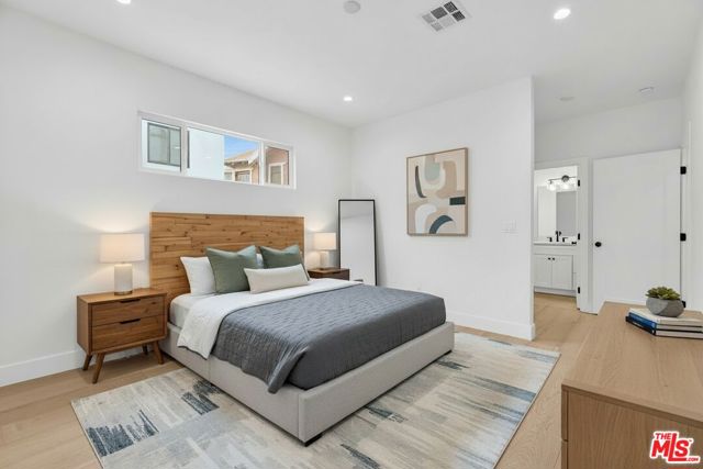 4308 Victoria Park Drive, Los Angeles CA: https://media.crmls.org/mediaz/70ec047b-3dca-4387-a9df-6452f7251bc5.jpg