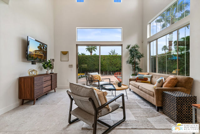 1426 Yermo Drive, Palm Springs CA: https://media.crmls.org/mediaz/70edfede-e92a-4901-baf5-c3816ad6ba38.jpg