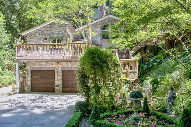 7030 Scotts Valley Drive, Scotts Valley CA: https://media.crmls.org/mediaz/70ee414f-9b74-49a8-beba-76351d7793ec.jpg
