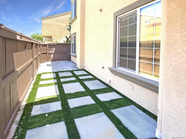 5252 Balboa Arms Dr, San Diego CA: https://media.crmls.org/mediaz/70eef046-ac4a-4c4b-b18f-b3c7b07c09f7.jpg