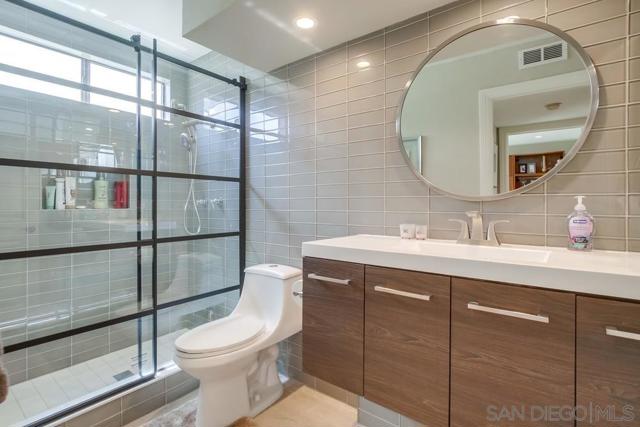 11840 SPRINGSIDE ROAD, San Diego CA: https://media.crmls.org/mediaz/70ef5b54-ac5a-47a7-9a59-d733dcae86ec.jpg