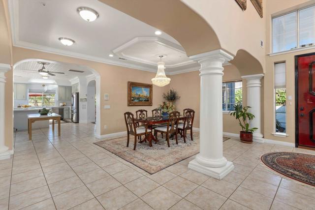 Detail Gallery Image 9 of 47 For 1751 Monte Vista Dr, Vista,  CA 92084 - 5 Beds | 3/1 Baths