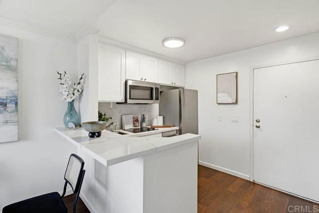 Detail Gallery Image 8 of 46 For 3950 Cleveland Ave #215,  San Diego,  CA 92103 - 0 Beds | 1 Baths