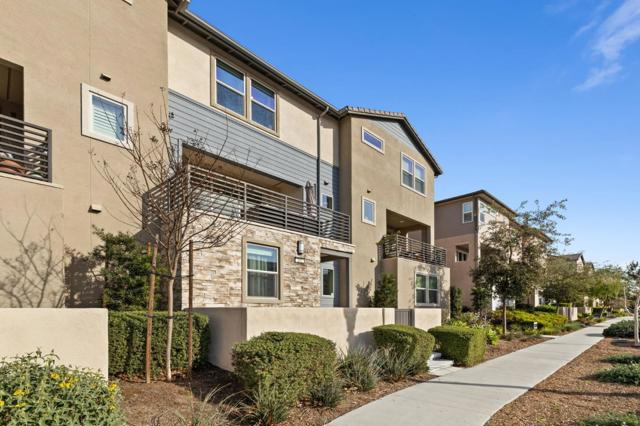 202 Keeper, Irvine CA: https://media.crmls.org/mediaz/70f39af3-bae2-424e-9b5f-2a501a89e889.jpg