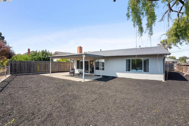 1165 Amend St, Pinole CA: https://media.crmls.org/mediaz/70f41758-3722-4042-a3f1-54a33926eb0d.jpg