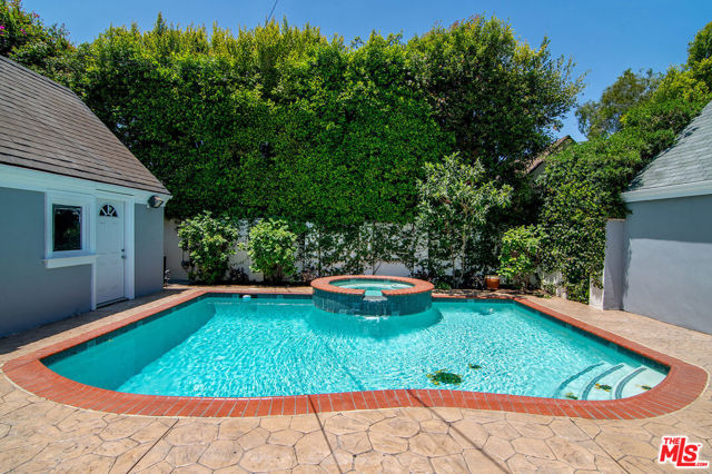 1067 Hi Point Street, Los Angeles CA: https://media.crmls.org/mediaz/70f451f7-159c-454d-beb8-b0e47e004bca.jpg