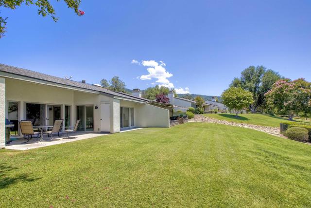 16025 El Tae, Pauma Valley CA: https://media.crmls.org/mediaz/70f48c16-0320-4750-b709-6f78077d40a2.jpg