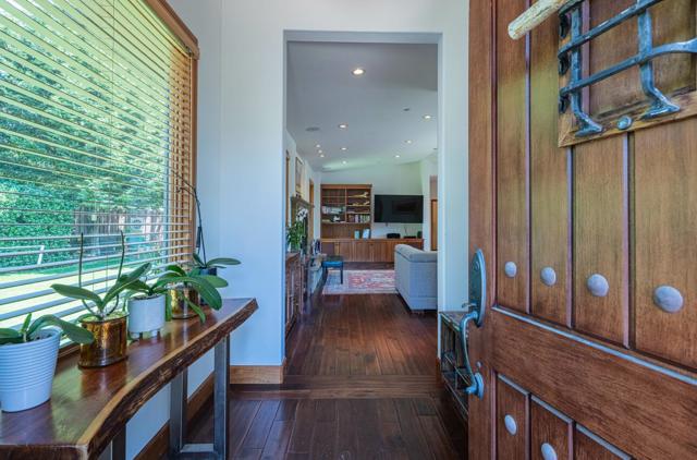 3 Playa Boulevard, Watsonville CA: https://media.crmls.org/mediaz/70f51b3c-6c3e-4470-a44a-74fe394bd8a8.jpg