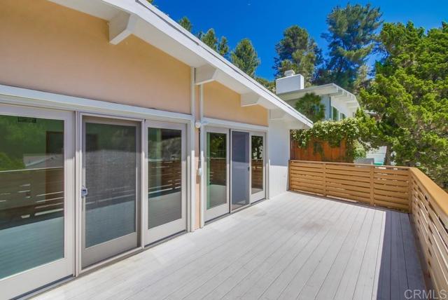 6032 Adobe Falls Rd, San Diego CA: https://media.crmls.org/mediaz/70f68d82-496d-425f-88ea-303b59235ec2.jpg