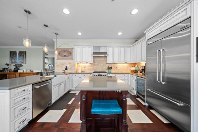 1312 Summer Ct, Vista CA: https://media.crmls.org/mediaz/70f89ae1-a31e-46eb-81c7-b6a29770c5db.jpg