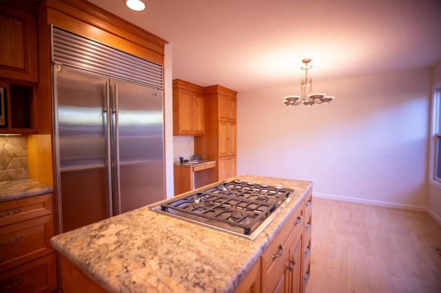 1210 Fiddlers Green, San Jose CA: https://media.crmls.org/mediaz/70f96ce8-859e-489a-8697-5b5374881852.jpg