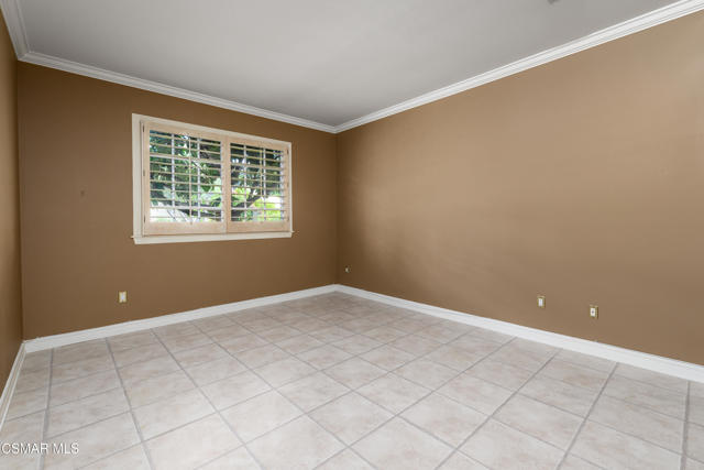 29515 Weeping Willow Drive, Agoura Hills CA: https://media.crmls.org/mediaz/70f9a357-6a72-4736-bca3-522035401a9c.jpg