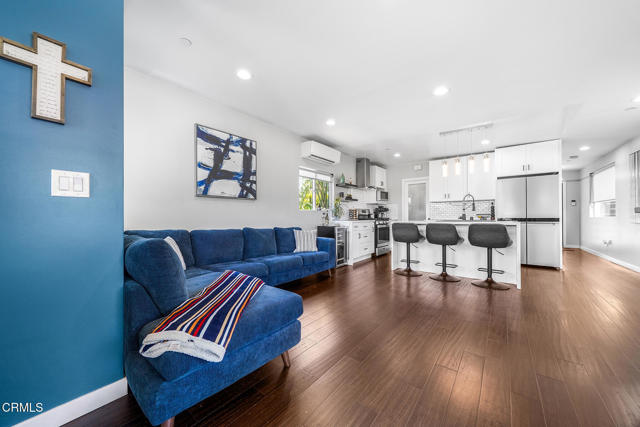4255 Raynol Street, Los Angeles CA: https://media.crmls.org/mediaz/70fa9bc4-f6b3-4fc6-a44f-bff3fd11b15b.jpg