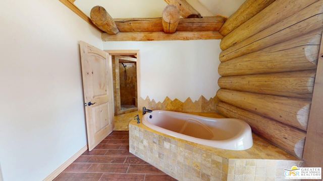 60164 Devils Ladder Road, Mountain Center CA: https://media.crmls.org/mediaz/70fab4d8-90d2-4542-a125-8cf83f97450a.jpg