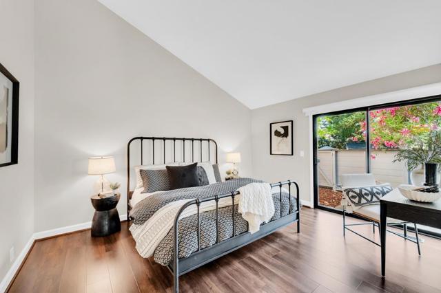 419 Clearview Drive, Los Gatos CA: https://media.crmls.org/mediaz/70fabad2-08ab-424e-9ec1-6fc6bf25b924.jpg