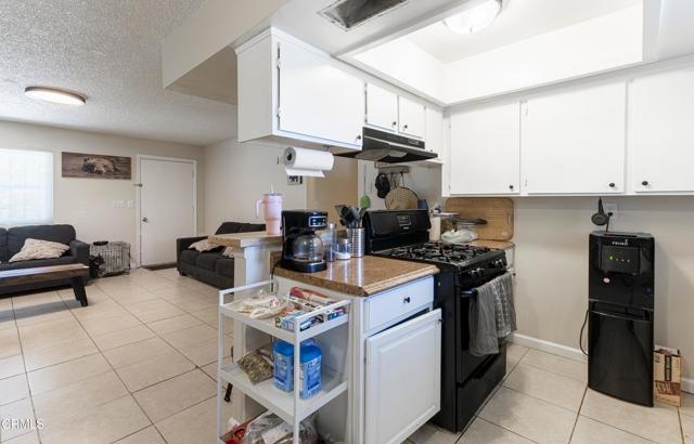 1859 Kentucky Street, Bakersfield CA: https://media.crmls.org/mediaz/70fbc17b-09d1-443c-bf43-8f1f557a4860.jpg
