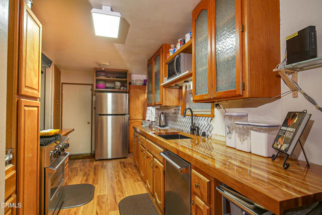 752 Fillmore Street, Santa Paula CA: https://media.crmls.org/mediaz/70fbd1b7-506c-4f75-825a-22f212dcabb2.jpg