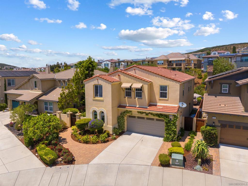 868 Hailey Ct.