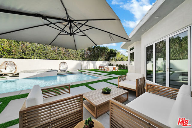 456 E Sonora Road, Palm Springs CA: https://media.crmls.org/mediaz/70fd0c1a-e916-4c3e-a42e-0798f25fe4d9.jpg