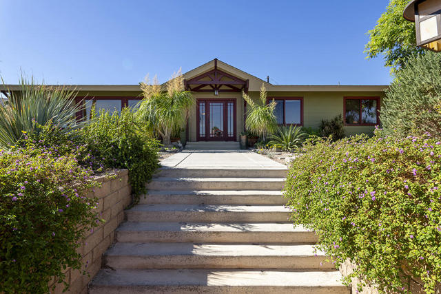 Image 5 of 60 For 67931 Valley Vista Drive