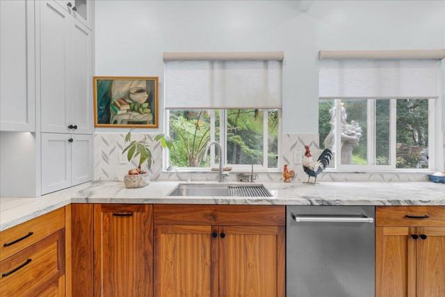 1711 Trout Gulch Road, Aptos CA: https://media.crmls.org/mediaz/70fd9378-c7c5-40bc-81f4-b6febd1fc13a.jpg