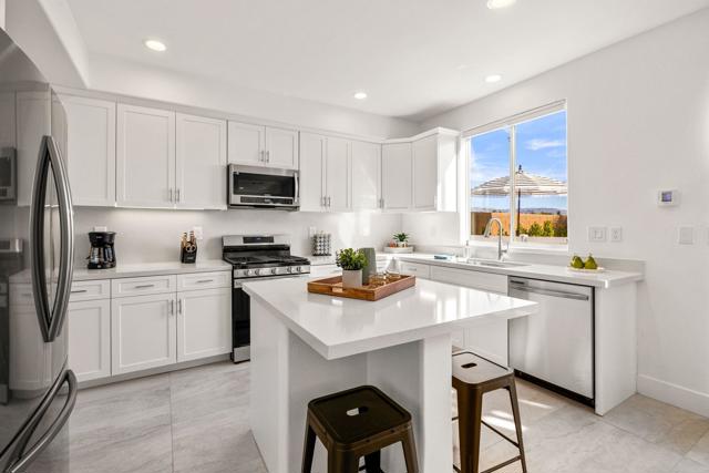 48602 Anastacia Court, Indio CA: https://media.crmls.org/mediaz/70fee98e-5bd6-4cff-aab5-6186b764a821.jpg