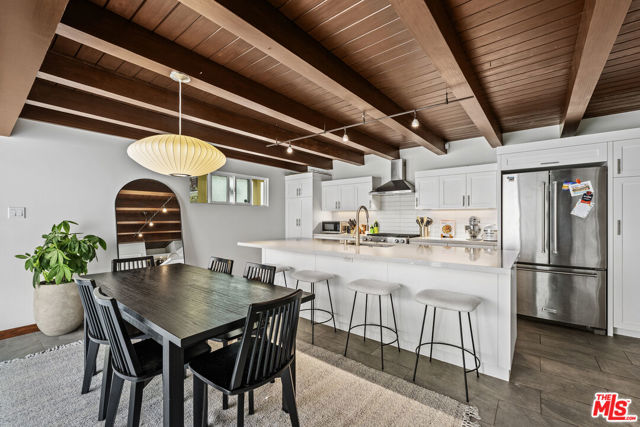 622 Esplanade, Redondo Beach CA: https://media.crmls.org/mediaz/70fefba1-389f-4b19-9341-8e01b4852e2c.jpg